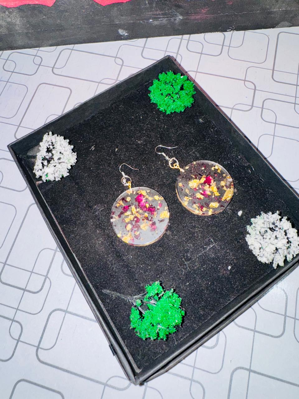 Resin Earrings (Minimalist)